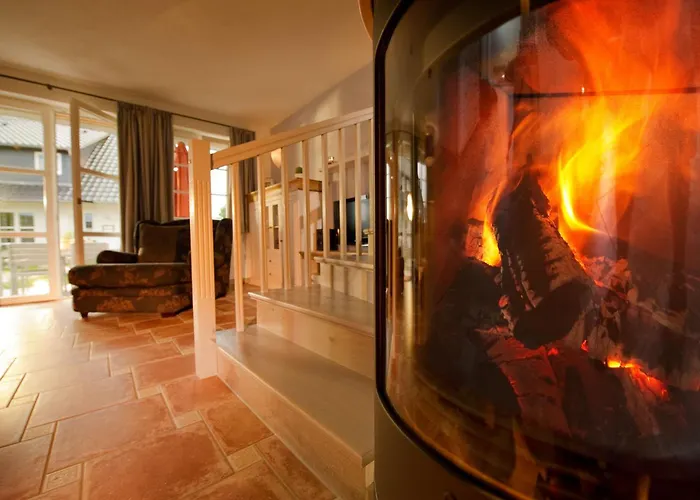 Gutshofhaeuser - Haushaelfte 1 ゼリン