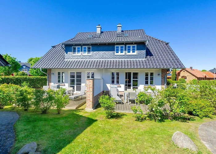 Gutshofhaeuser - Haushaelfte 1 別荘