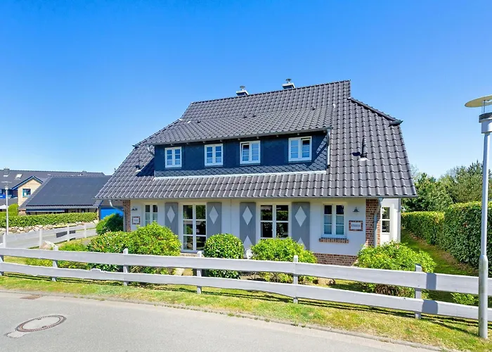 別荘 Gutshofhaeuser - Haushaelfte 1